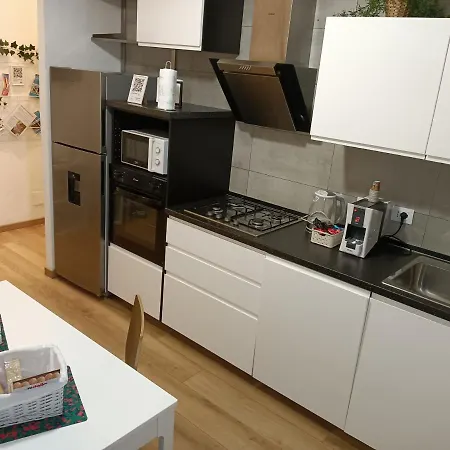 Fiera Station Bed & Breakfast *